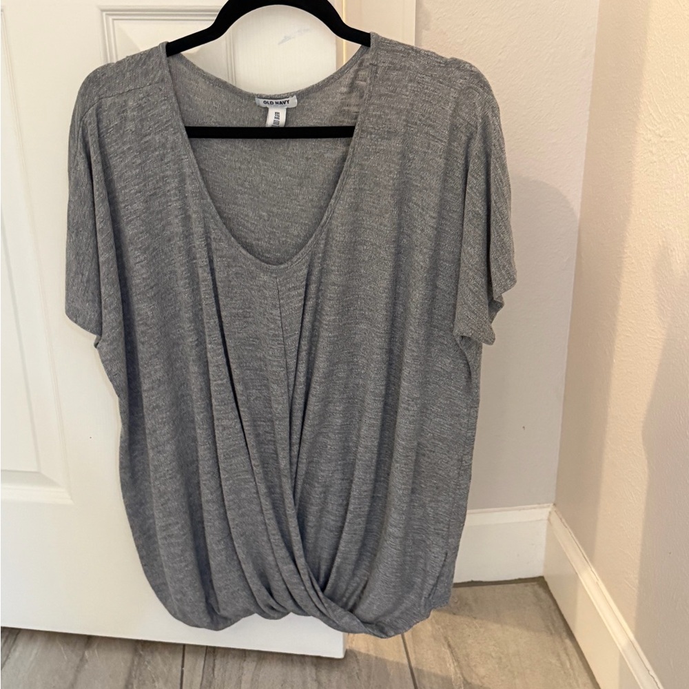 Old Navy Heather Gray Women's Blouse